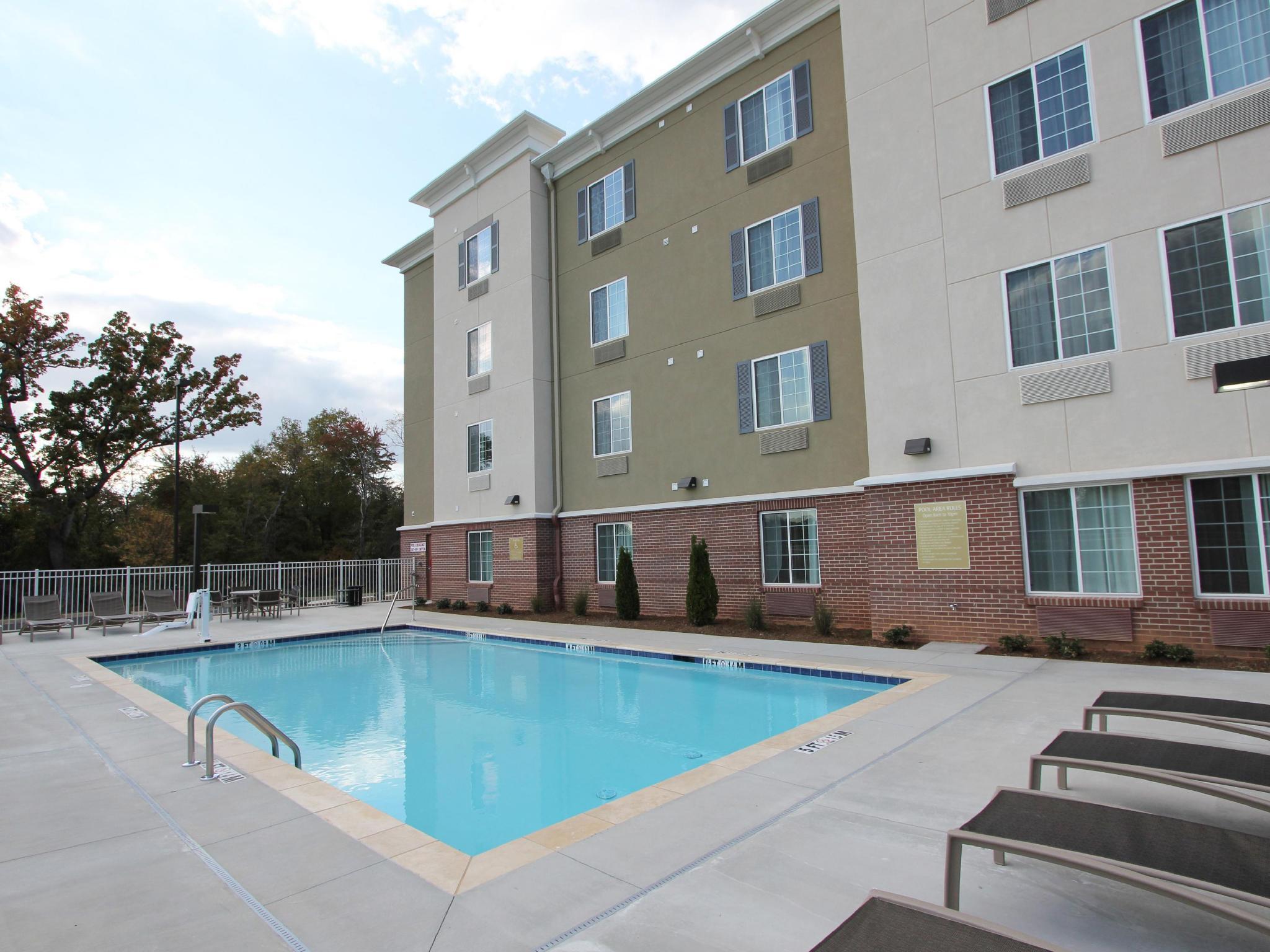 Candlewood Suites Greenville, An Ihg Hotel Dış mekan fotoğraf