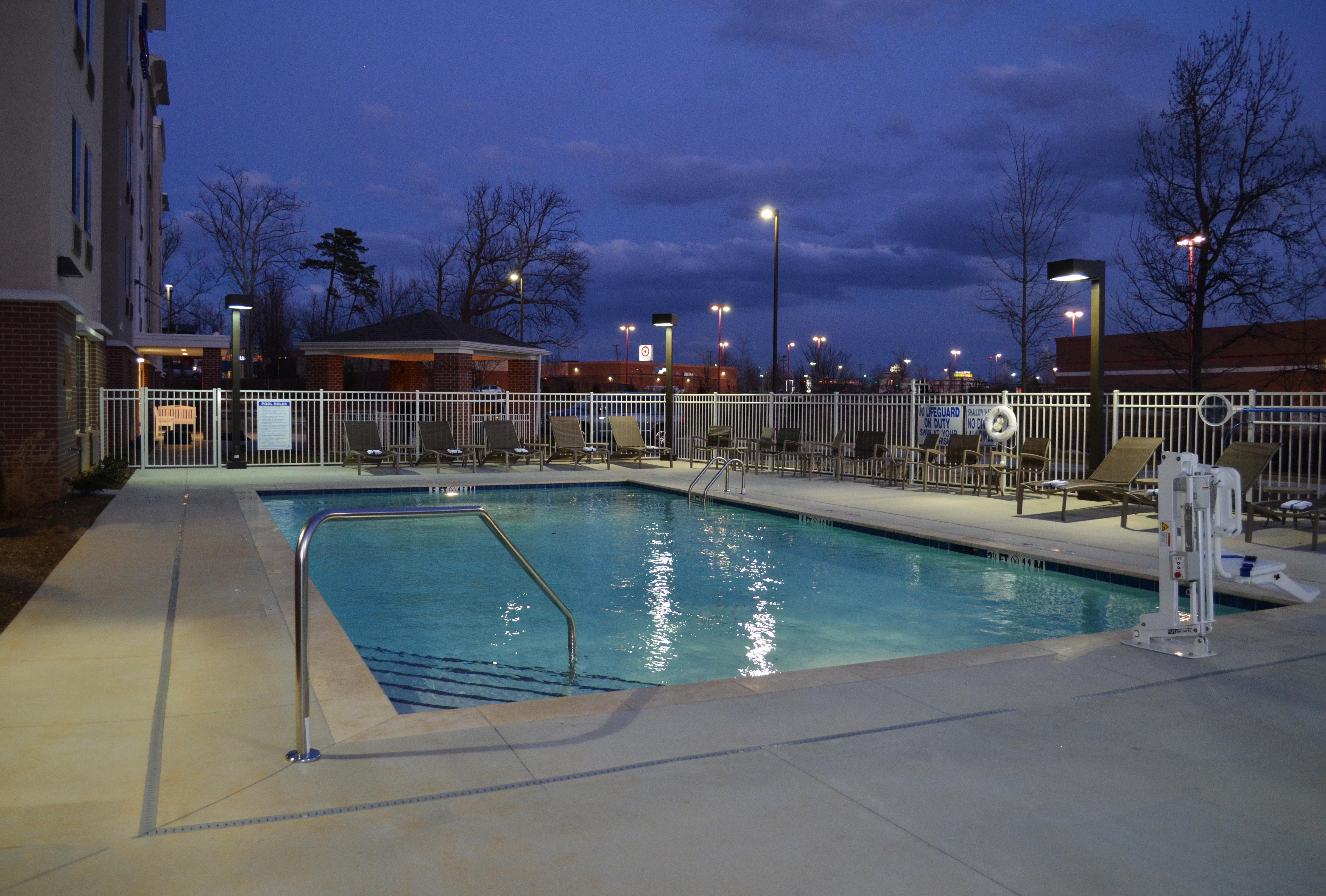 Candlewood Suites Greenville, An Ihg Hotel Dış mekan fotoğraf